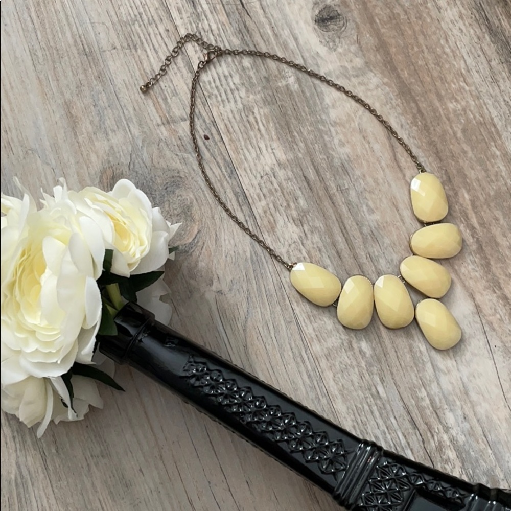 ivory and gold jewel necklace